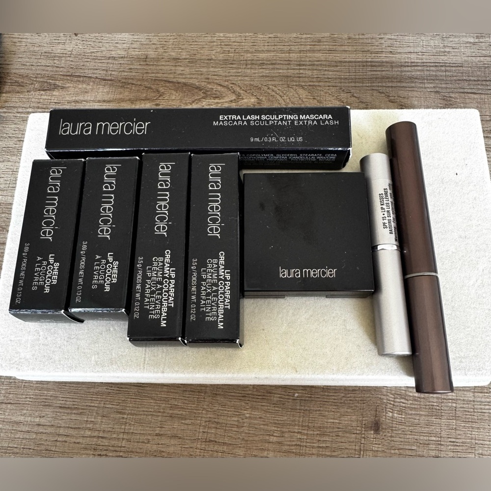 Laura Mercier make up set. Brand New